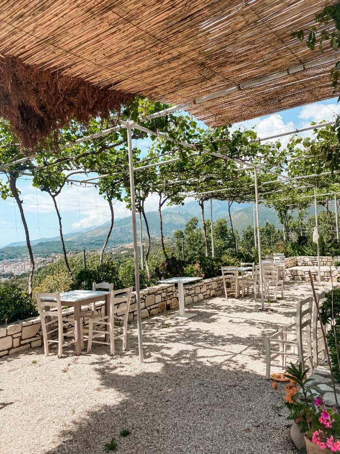 Elea Guesthouse Himare Exterior photo