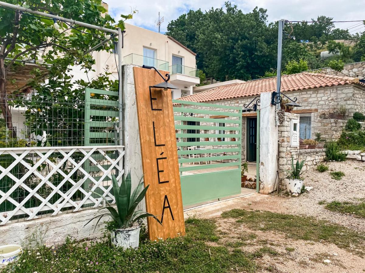 Elea Guesthouse Himare Exterior photo